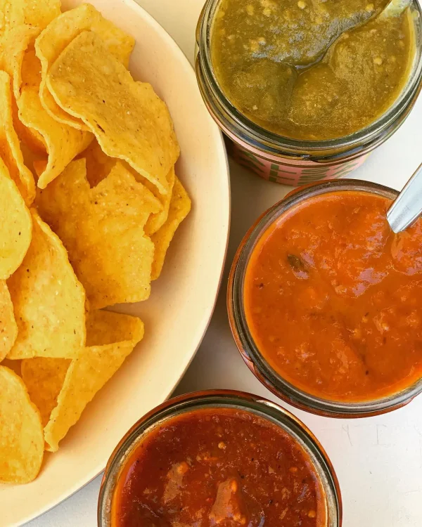 Salsa auf dem Tisch