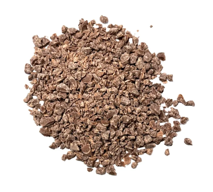 Kuvertüre Vollmilch geraspelt Close-Up